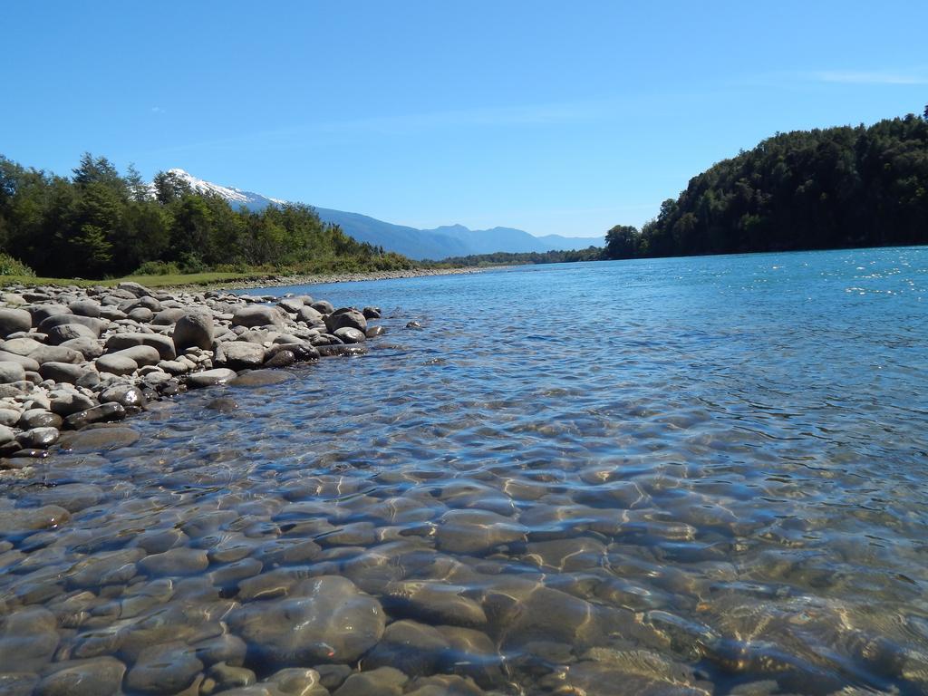 Cabanas Nutrias Patagonicas Puelo River Bagian luar foto