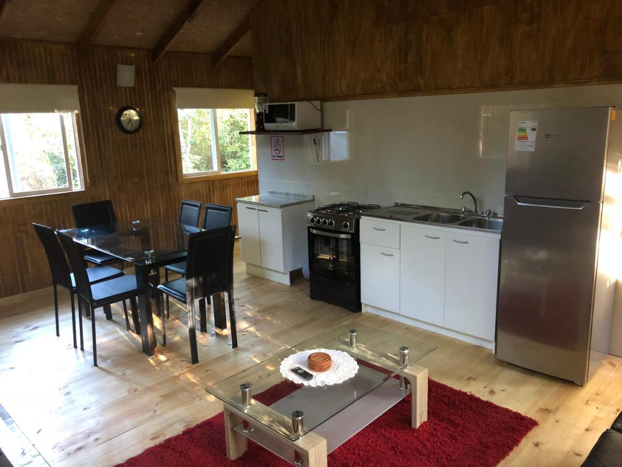 Cabanas Nutrias Patagonicas Puelo River Bagian luar foto